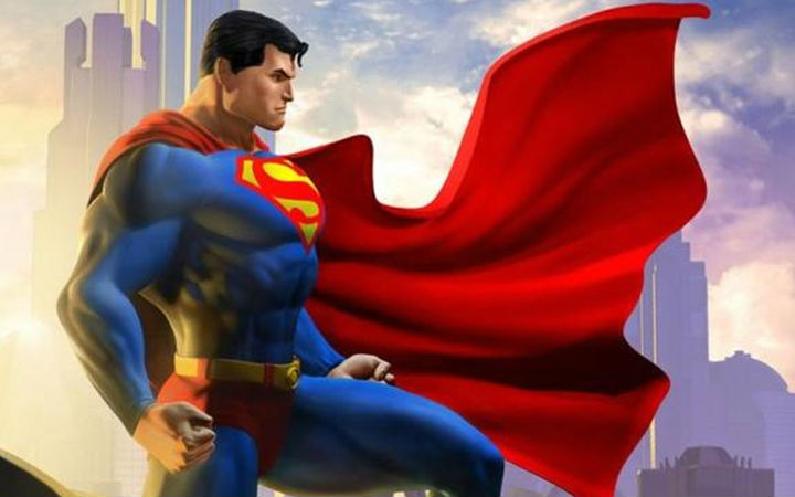 DC超人被玩坏了 男科医院外墙惊现有点崩的超人招牌