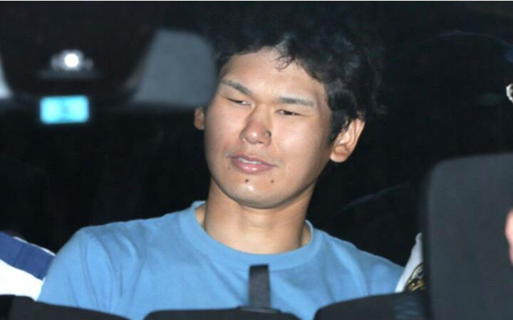 男粉丝刺偶像20多刀的事件宣判 岩埼友宏被判14年半