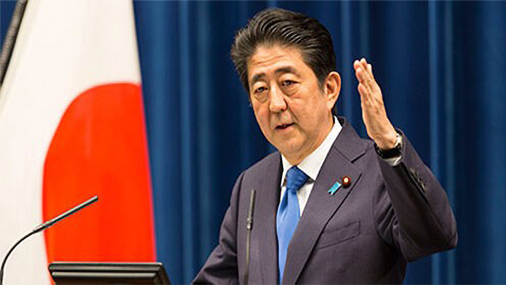 日本安倍首相要求近两周大型活动终止、延期或减小规模